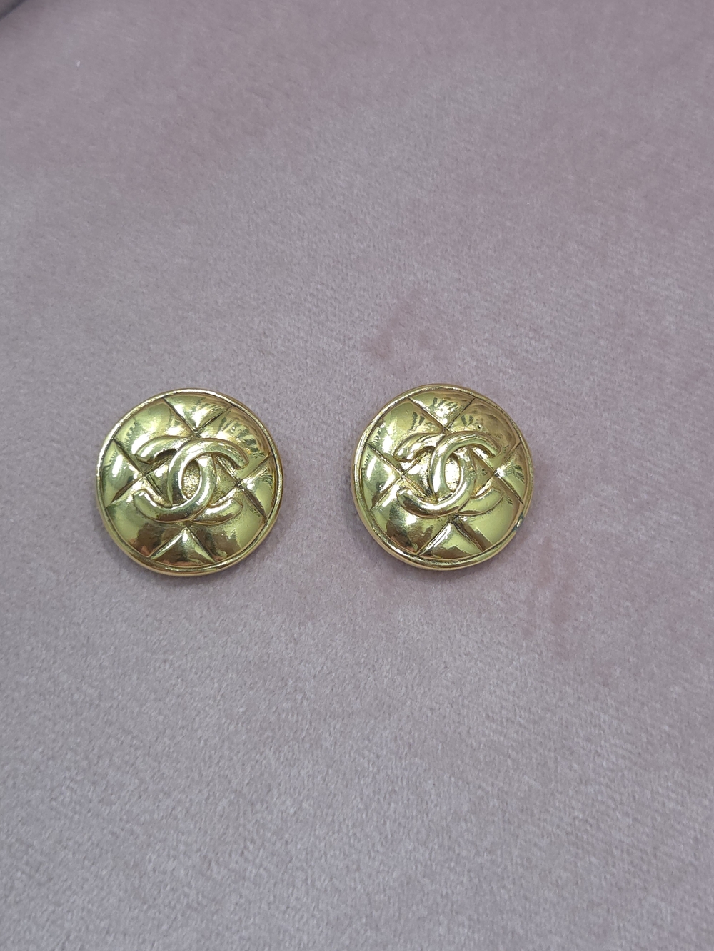 Authentic Vintage Gold-Tone CHANEL Gold Quilted CC Button Clip-on Earrings COCO
